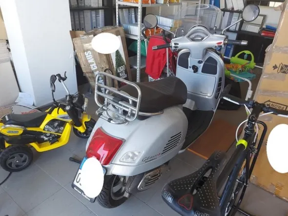 3#5558 Motociclo Vespa Piaggio