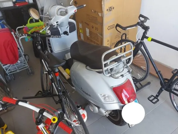 3#5558 Motociclo Vespa Piaggio
