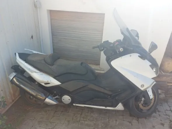 1#8079 Motociclo Yamaha T-MAX
