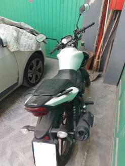 2#8099 Motociclo Yamaha YS125