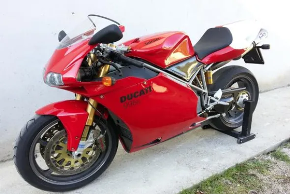 7#3672 Moto Ducati 996