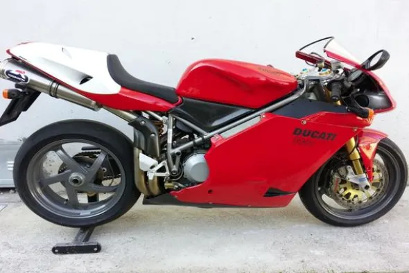 7#3672 Moto Ducati 996