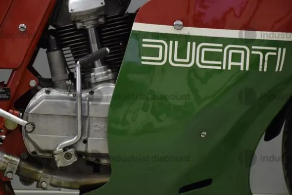 4#9982 Moto Ducati MHR 900 - CONSERV