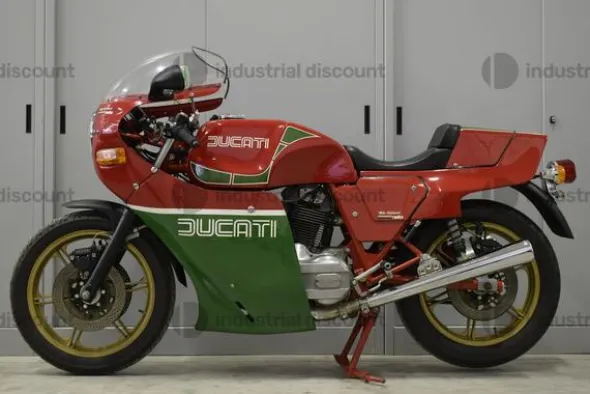 4#9982 Moto Ducati MHR 900 - CONSERV
