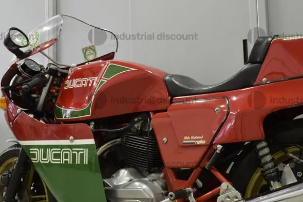 4#9982 Moto Ducati MHR 900 - CONSERV