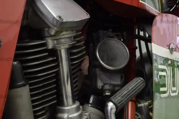 4#9982 Moto Ducati MHR 900 - CONSERV