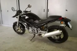 8#3672 Moto Ducati Monster 400cc