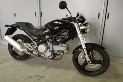 8#3672 Moto Ducati Monster 400cc