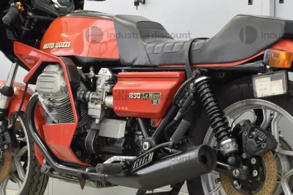 21#9982 Moto Guzzi Le Mans