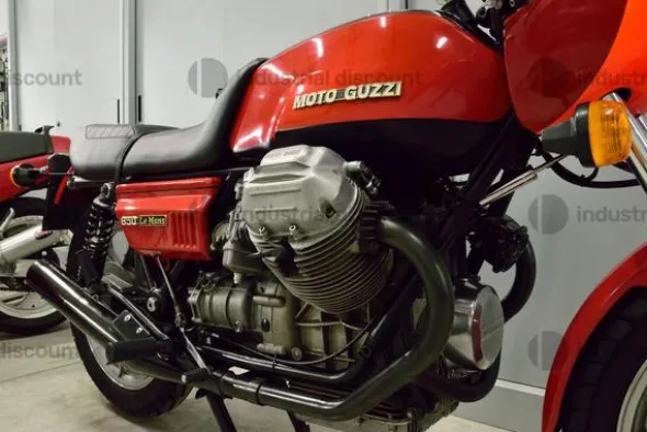 20#9982 Moto Guzzi Le Mans