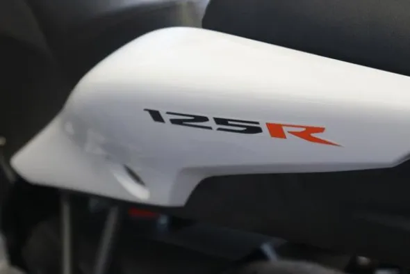 1#3474 Moto Honda CBR125