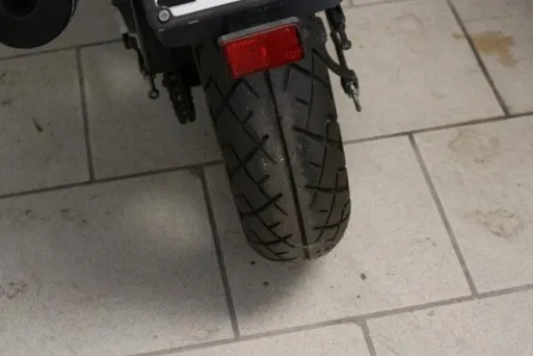 406#2697 Moto Kawasaki EX 500 AB