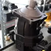 Motore oleodinamico Rexroth A6VM107DA1/63W-VAB017B