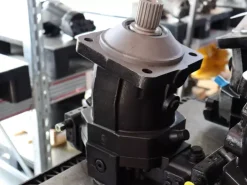 Motore oleodinamico Rexroth A6VM107DA1/63W-VAB017B