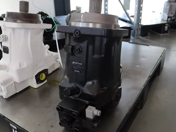 Motore Rexroth A6VM250EP2/63W1-VZB010B