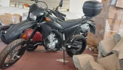 42#5491 Moto Yamaha VR250