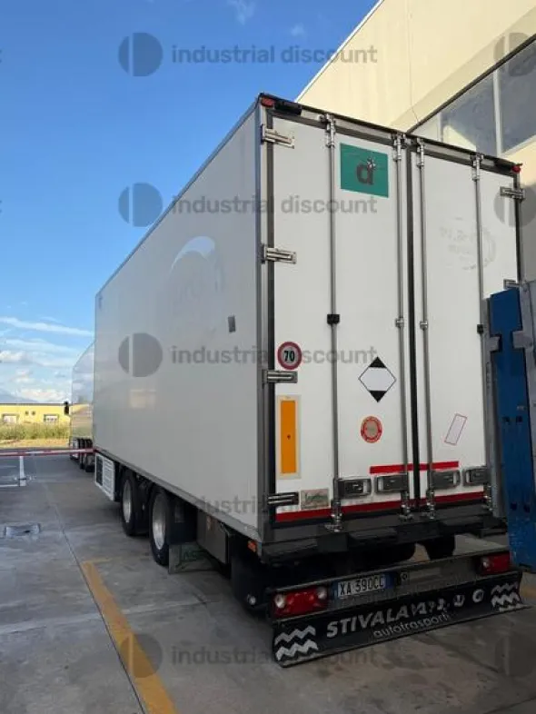 1#9827 Motrice frigo Scania R490 e rimorchio