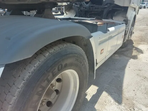 10#7713 Motrice Scania CV R 480