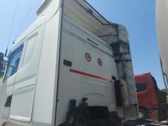 10#7713 Motrice Scania CV R 480