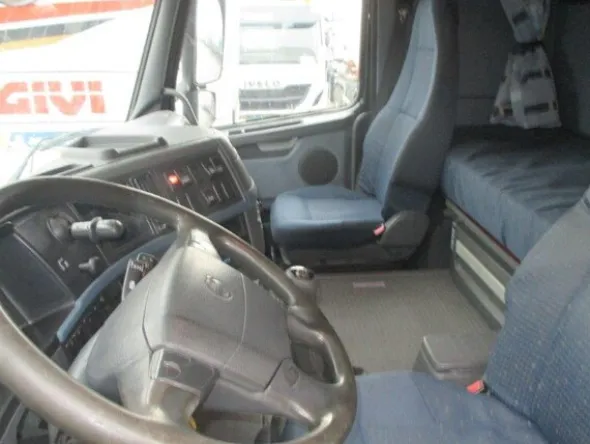 2#8085 Motrice Volvo FH 400