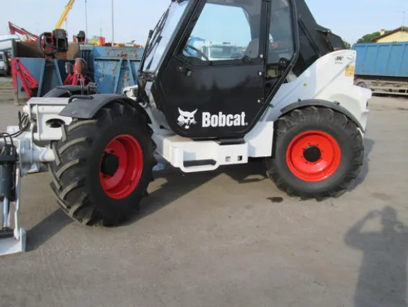 8#3117 Movimentatore Telescopico Bobcat 40170
