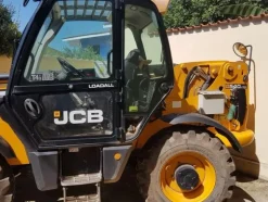 10#3769 Movimentatore telescopico rigido JCB