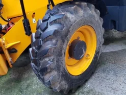 10#3769 Movimentatore telescopico rigido JCB