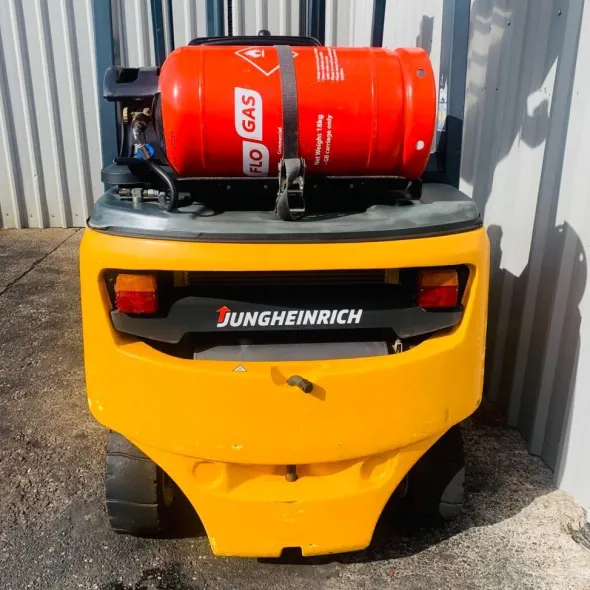 Muletto a gas Jungheinrich TFG316