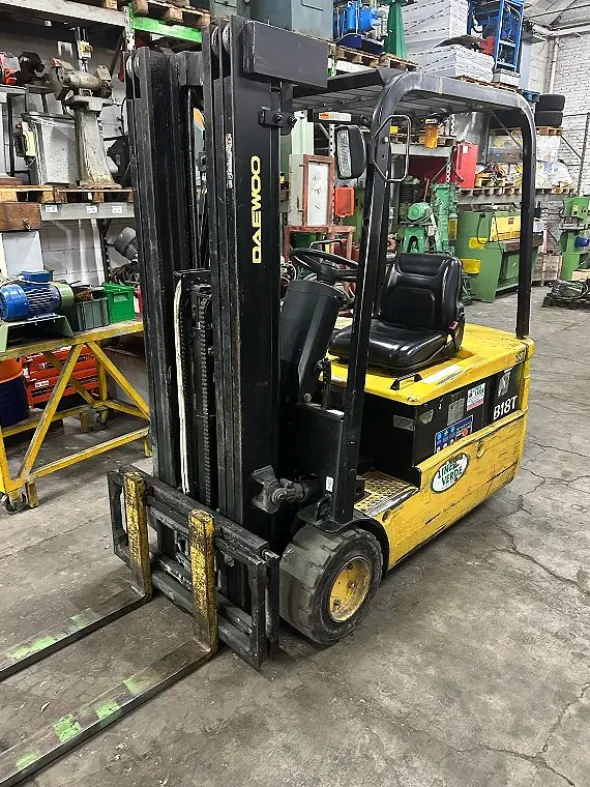 Muletto elettrico Daewoo modello B 18 T