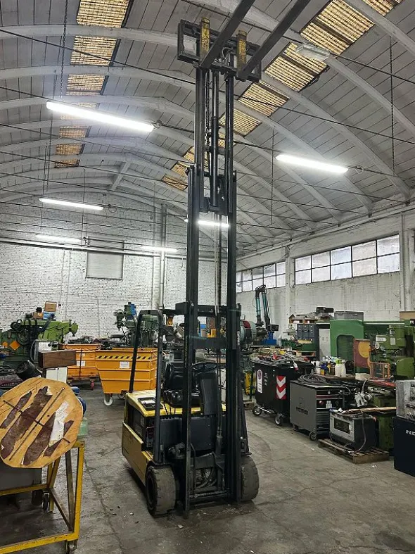 Muletto elettrico Daewoo modello B 18 T