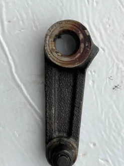 Necchi 830; 831; 835 leveraggio alzapiedino