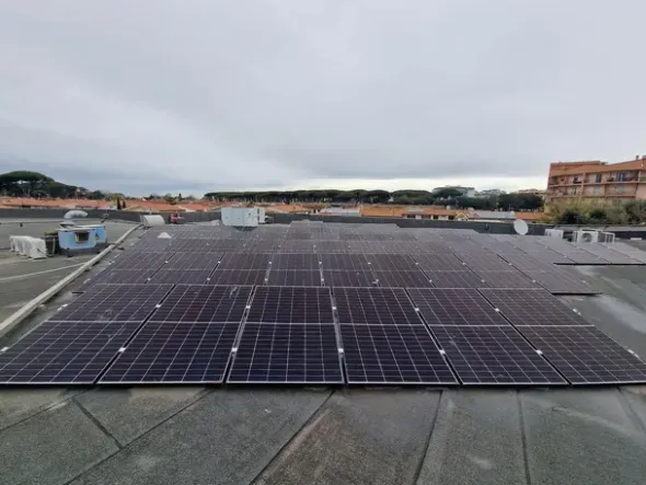 #26266 Negozi a reddito in centro commerciale con impianto fotovoltaico