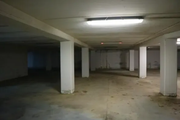 #14757 Negozi e uffici in edificio polifunzionale