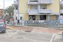 #18500 Negozio adibito a bar con corte esclusiva