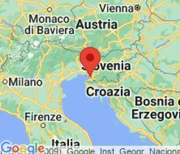 #20836 Negozio al terzo livello in centro commerciale (sub. 102)