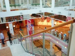 #20835 Negozio al terzo livello in centro commerciale (sub. 93)