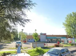 #24037 Negozio a reddito di articoli per la cura della persona e della casa