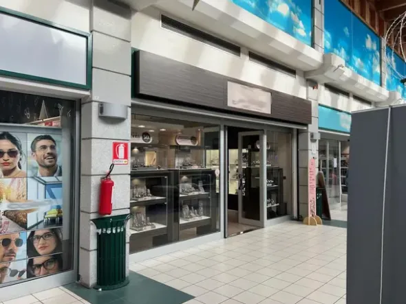 #25242 Negozio a reddito di gioielleria in centro commerciale San Ruffillo