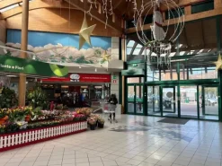 #25246 Negozio a reddito di parrucchiera in centro commerciale San Ruffillo