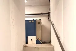 #2537369 Negozio e cantina in edificio polifunzionale