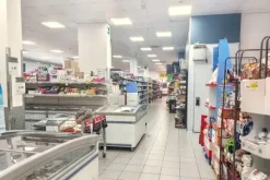 #2537369 Negozio e cantina in edificio polifunzionale