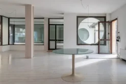 #15567 Negozio e magazzino interrato in centro storico