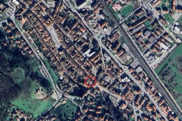 #2536950 Negozio in zona centrale