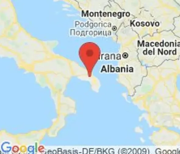 #9512 Negozio piano terra con soppalco da sanare