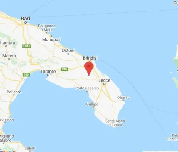 #9512 Negozio piano terra con soppalco da sanare