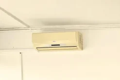 #25214 Negozio piano terra in edificio polifunzionale