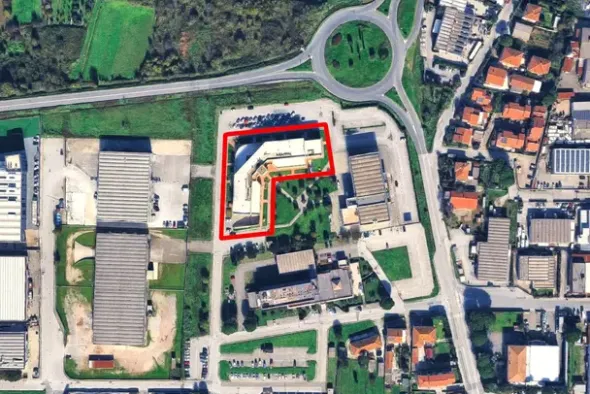 #2536098 Negozio (sub 25) in complesso commerciale