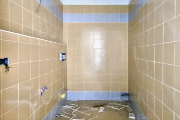 #2536115 Negozio (sub 206) in edificio polifunzionale
