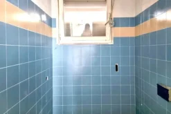 #2536118 Negozio (sub 249) in edificio polifunzionale