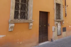 #21651 Negozio (sub 28) piano terra in centro storico